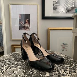 Louise et Cie closed toe heels